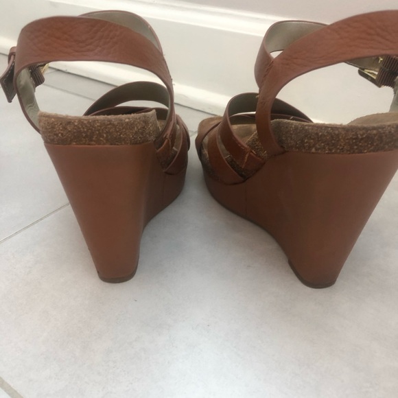 Sandals - Picture 2 of 4